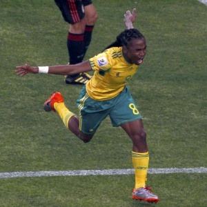 [thumb_300_x_300_1184-255845-tshabalala[3].jpg]