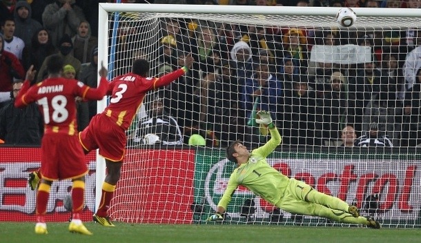[gyan-penalty[3].jpg]