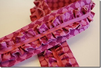 Ruffle_Camera_Strap_Char