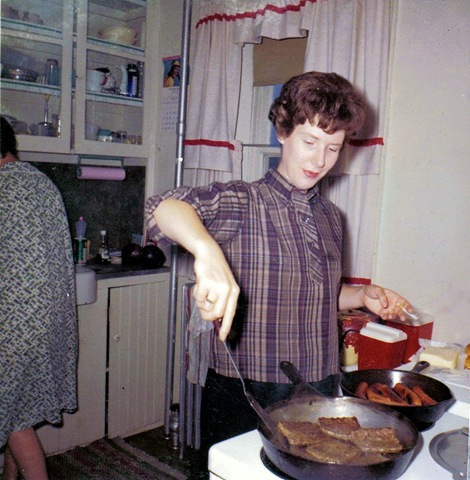 [Kay Mannel - cooking - Sep 1963[5].jpg]