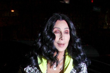 [Cher[2].jpg]