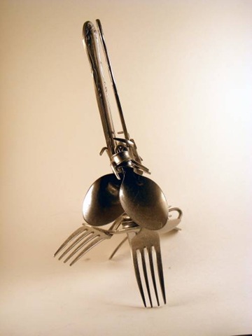 [chris-russell-cutlery-3[4].jpg]