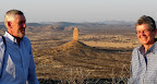 Zum Sonnenuntergang und Abendessen bei Eagles Nest Restaurant mit Blick auf die Vingerklipp. Zum Sonnenuntergang und Abendessen bei Eagles Nest Restaurant mit Blick auf die Vingerklipp.