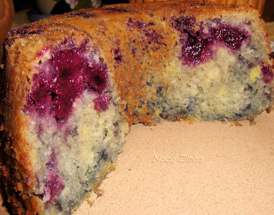 Bolo de amoras silvestres Bolo de amoras silvestres
