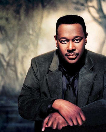 [LUTHER VANDROSS[3].jpg]