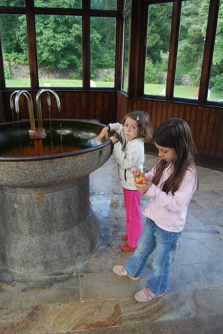 [2009-08-24 052[2].jpg]