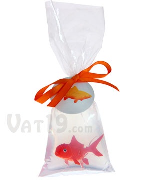 [goldfish-in-a-bag-soap[3].jpg]