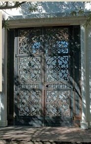 [door3.jpg]
