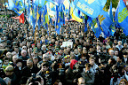 Тисячі українців