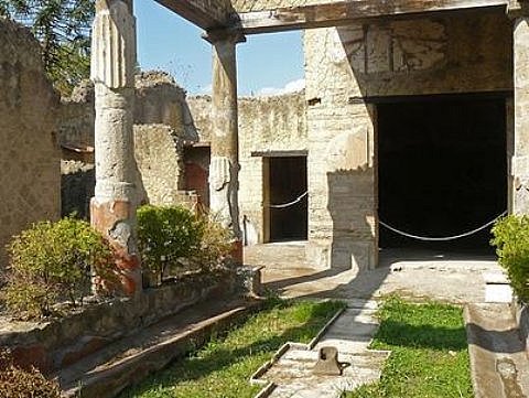 Atrium Peristyle House