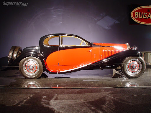 Pero que??... pero en que pensaba cuando lo encargo asi???? 1932+Bugatti+Type+50+Coupe+Profilee