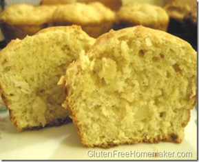 pineapple%20coconut%20muffins_thumb%5B3%5D[1]