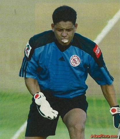 [goalkeeper_02[4].jpg]