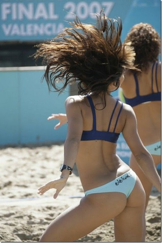 volleyball_cheerleaders_27