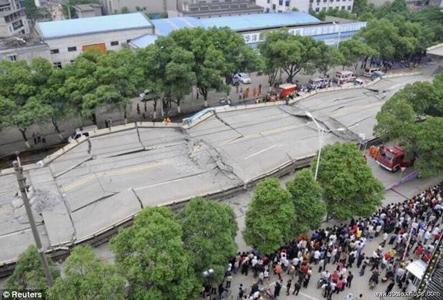 [china_02[9].jpg]