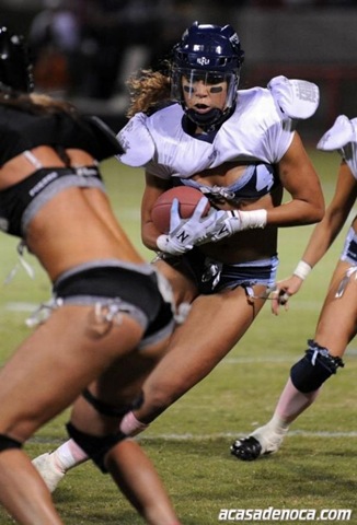 [lingerie_football_league_07[4].jpg]