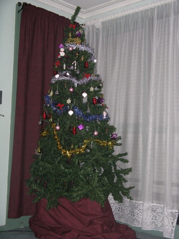 [Christmas-Tree[4].jpg]