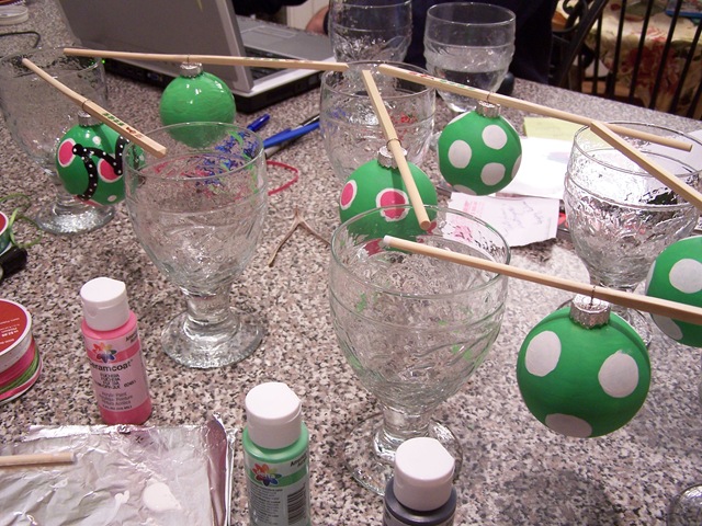 [ChristmasCraftsBulbs0133.jpg]