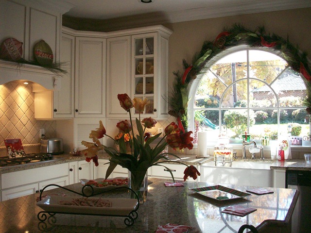 [Holiday Home Tour 2010 047[7].jpg]