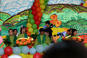 khyle joins his classmates