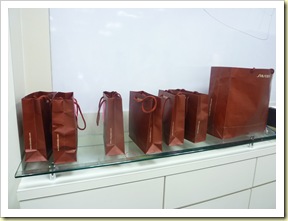 shiseido spring workshop goody bag shiseido spring workshop goody bag