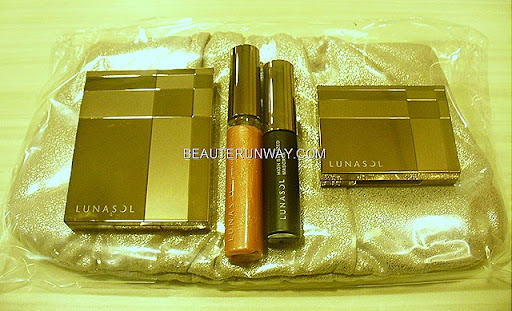 cq makeup. following makeup items :-