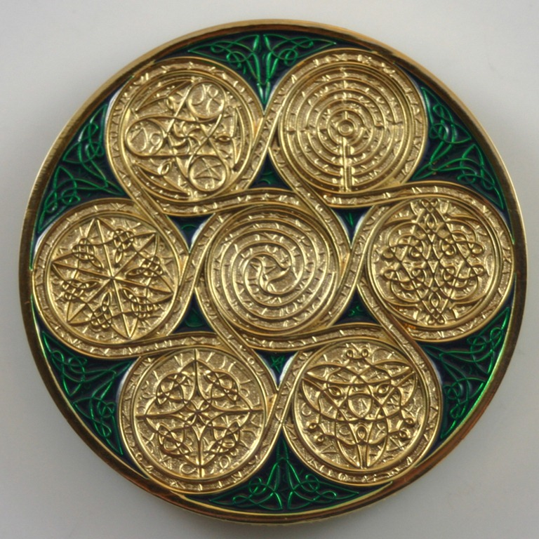 [Celtic Tree of Life Green on Gold (back)[3].jpg]