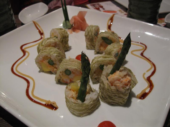 Sushi roll at Samurai, Amherst NY Sushi roll at Samurai, Amherst NY