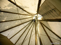"Het Kleine Paradijs" tipi palen