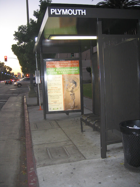 Bus stop Wilshire Boulevard & Plymouth Avenue