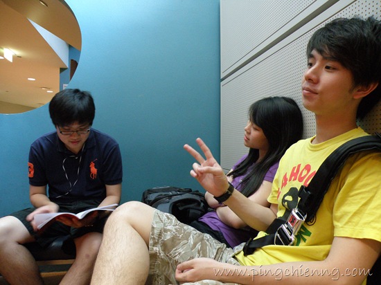 [PB0908362.jpg]