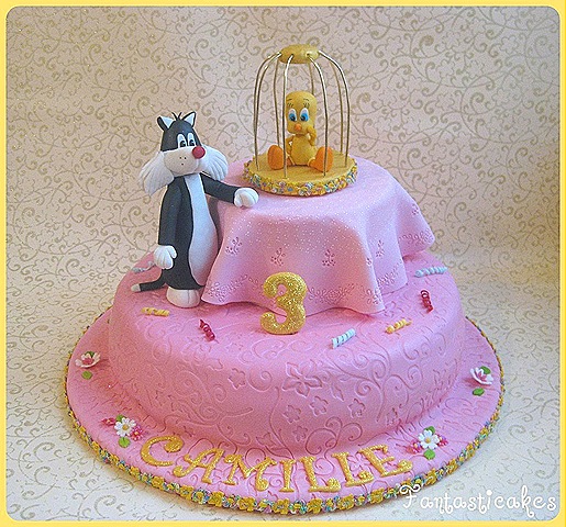 Tweety & Sylvester Cake