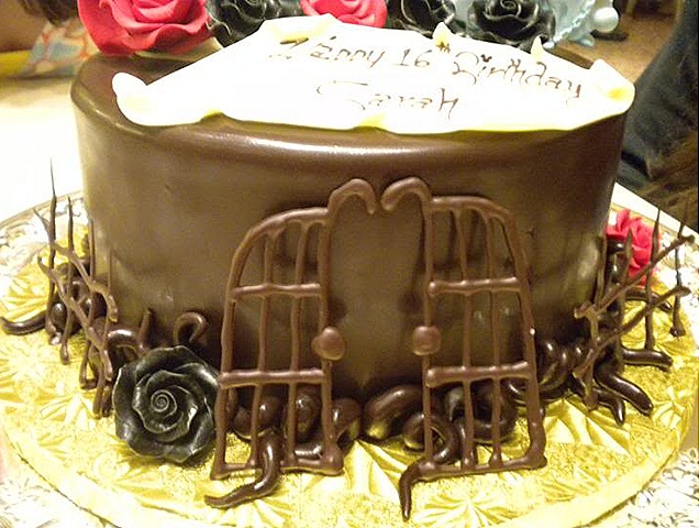 [Haunted Mansion Cake 2[6].jpg]