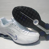 Nike Shox R4 40
