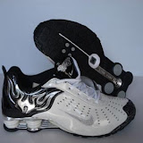 Nike Shox R4 Torch 02