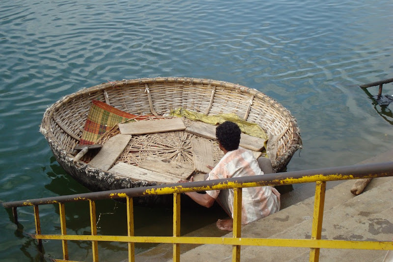 Round Boat Ride @ Balmuri Falls
