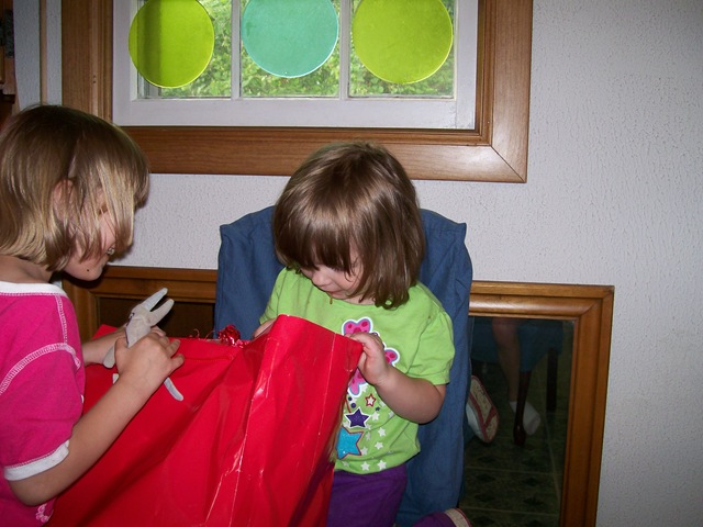 [Jshower + E. bday047[2].jpg]