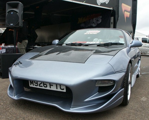 [Toyota-MR2-Carbon-Bonnet-600[3].jpg]
