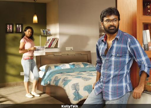 Mandhira Punnagai Movie stills 8