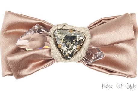 [miu-miu-satin-bow-brooch-1[13].jpg]
