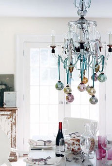 [domino-magazine-holiday-decor-0044.jpg]