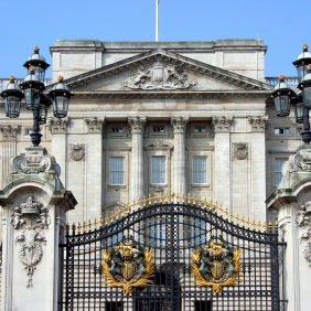 [buckingham-palace[4].jpg]