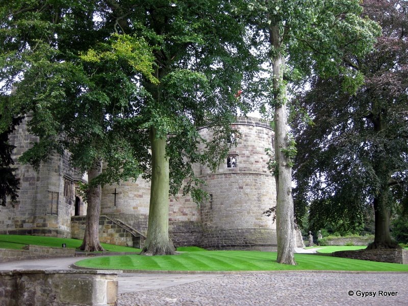 [Skipton Castle 064[6].jpg]