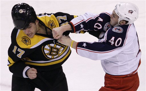 2010/01/21 - Milan Lucic vs Jared Boll