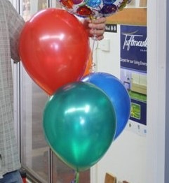 [balloon[6].jpg]