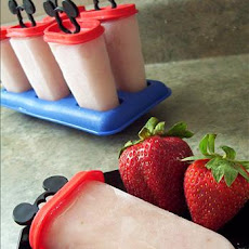 Bavarian Strawberry Pops