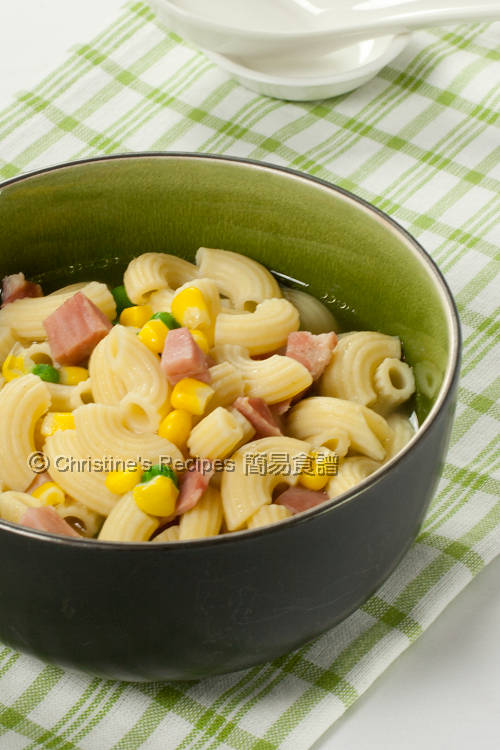 Macaroni Soup with Ham01