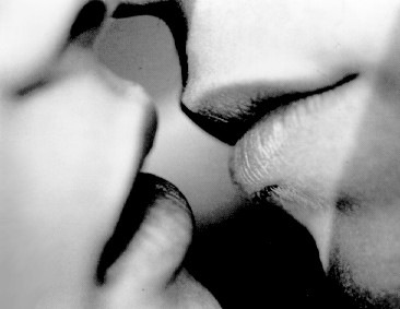 [beijo[10].jpg]