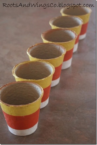 [candy corn cups 2_thumb[1][4].jpg]