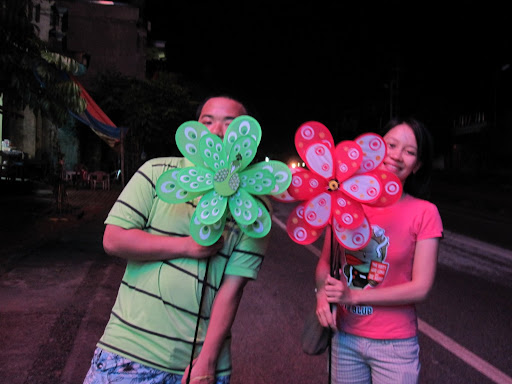 2 cái chong chóng